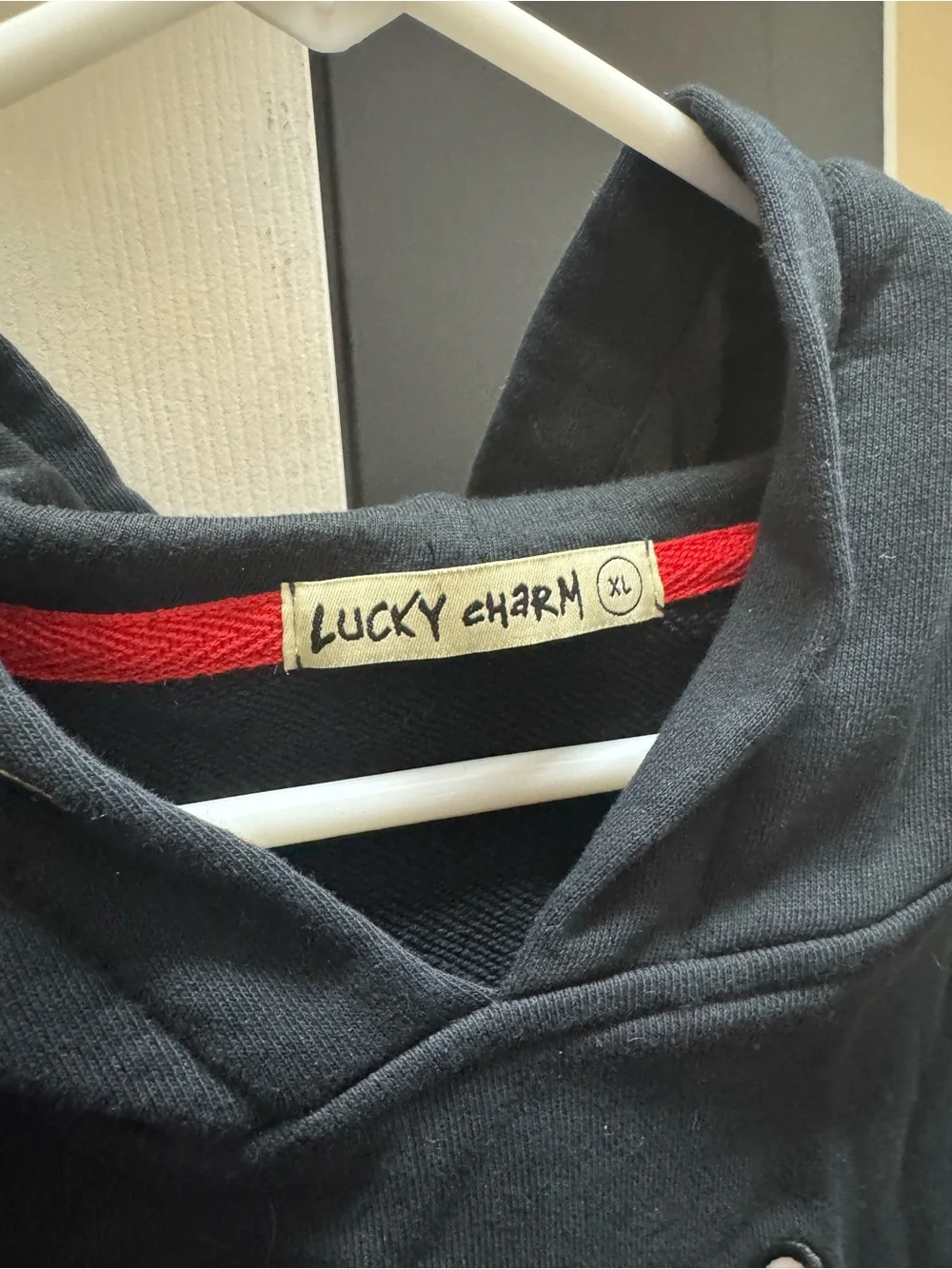 Mens XL Lucky Charm black pullover hoodie